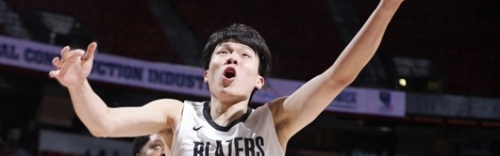 对手注意到你了！杨瀚森首节4投2中得到4分1板1助 也有2失误2犯规