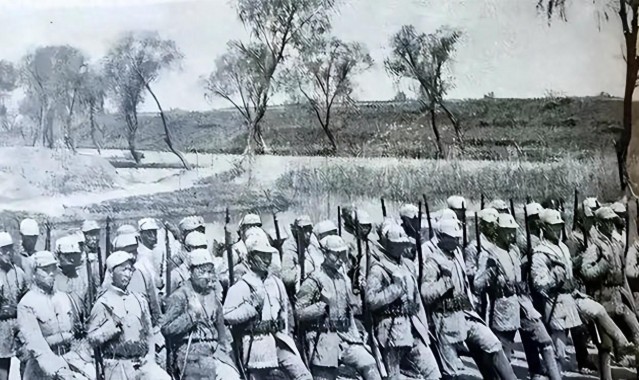 开云体育官网-新四军刚冲出日军包围圈，旅长却下令：打回去，日军人数不对劲！