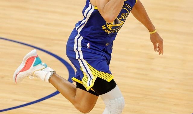 开云-自由球员市场受挫 还有哪些目标可供勇士追逐？